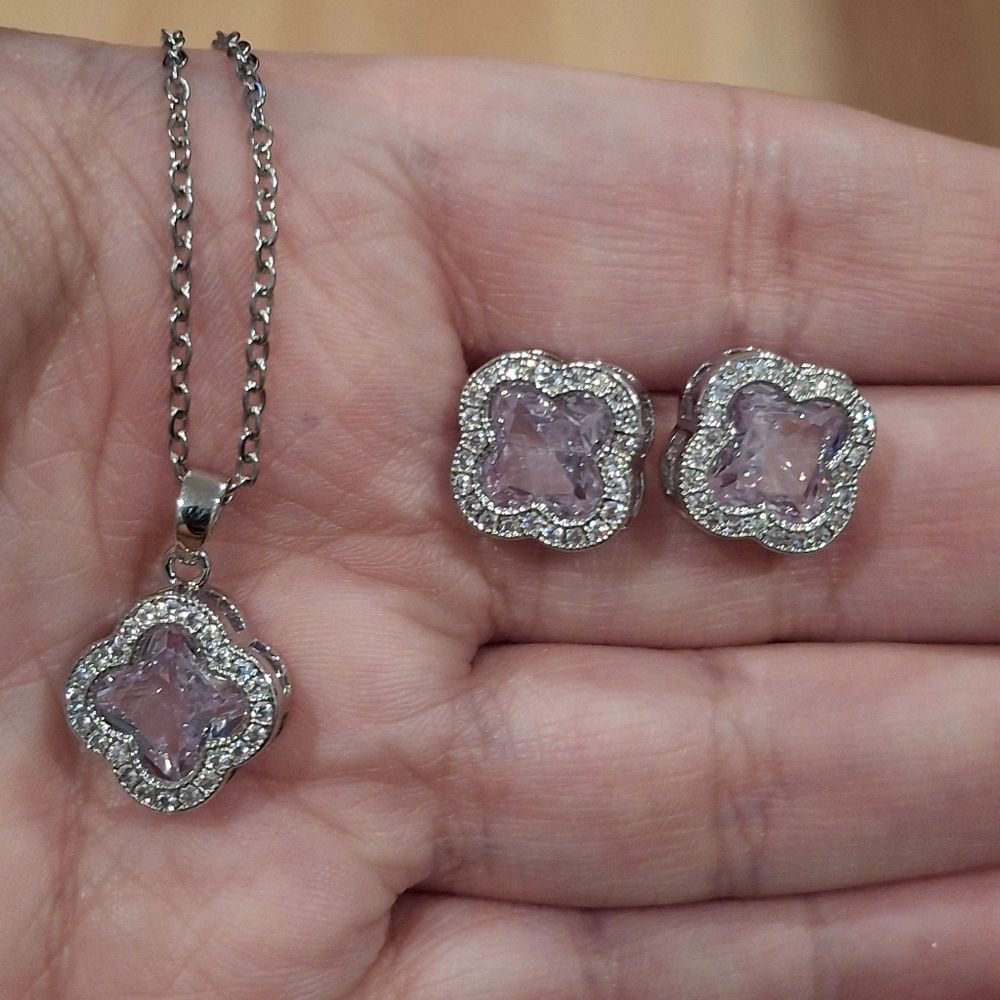 Silver Diamond Clover Necklace & Earring Set